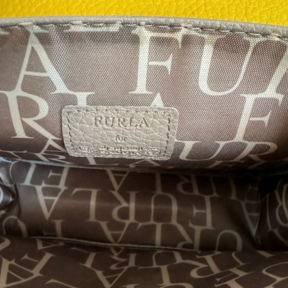 Furla, Pouch, Toiletry Bag, Cosmetic Pouch, Travel Case View 2